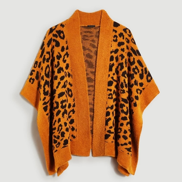 Ann Taylor Cape - Picture 1 of 8